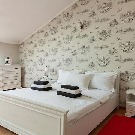 Alfa Apartments Ohiienka 17 2 Lviv Exterior photo